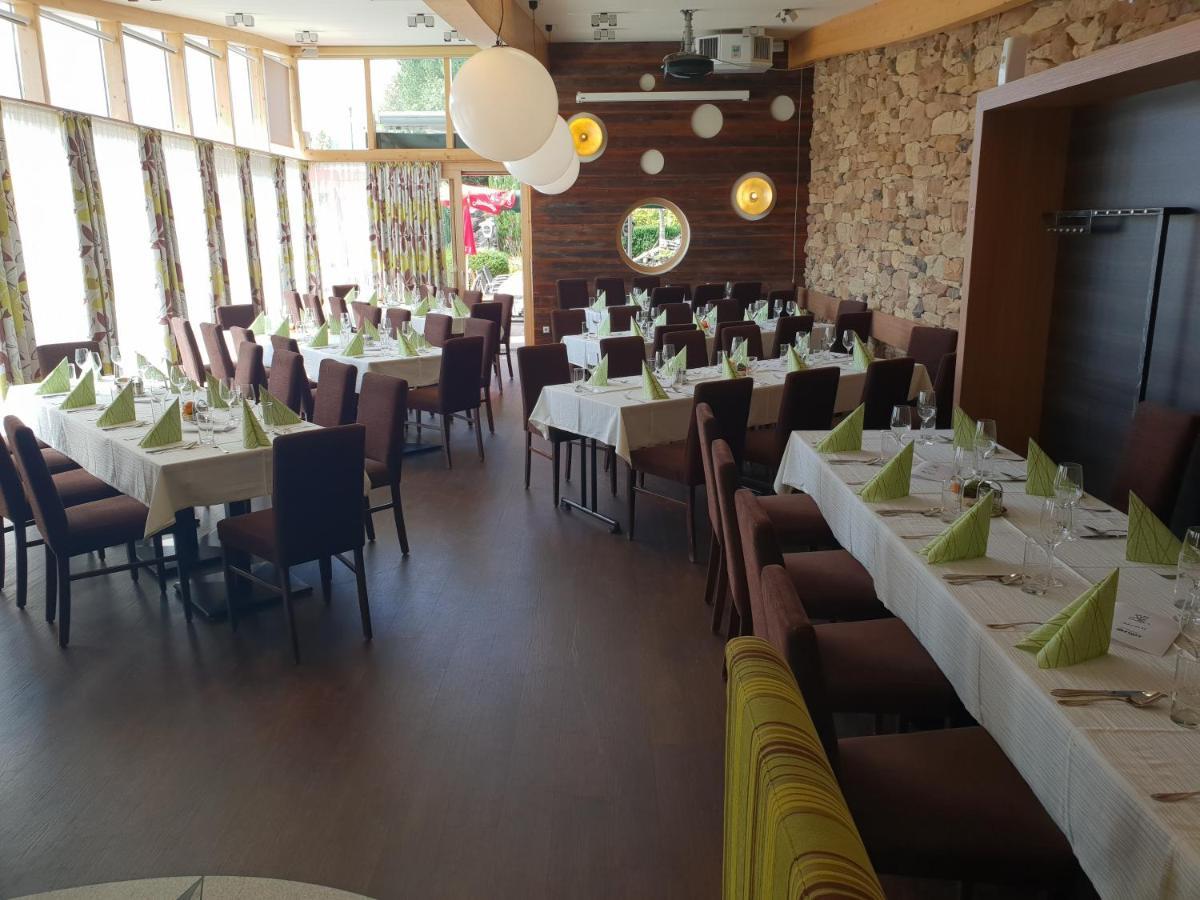 Restaurant Gaestehaus Seiger Sankt Lorenzen bei Knittelfeld Dış mekan fotoğraf