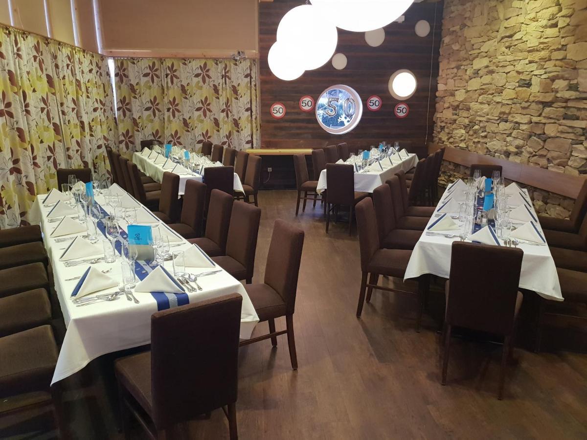 Restaurant Gaestehaus Seiger Sankt Lorenzen bei Knittelfeld Dış mekan fotoğraf