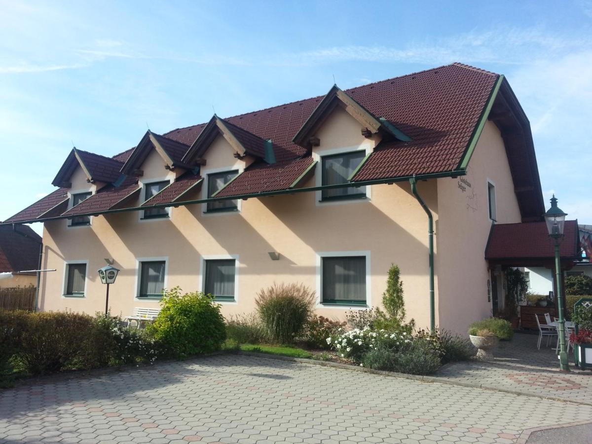 Restaurant Gaestehaus Seiger Sankt Lorenzen bei Knittelfeld Dış mekan fotoğraf
