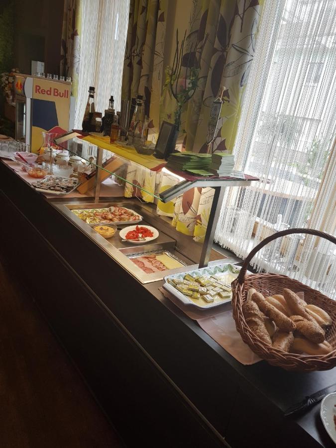 Restaurant Gaestehaus Seiger Sankt Lorenzen bei Knittelfeld Dış mekan fotoğraf